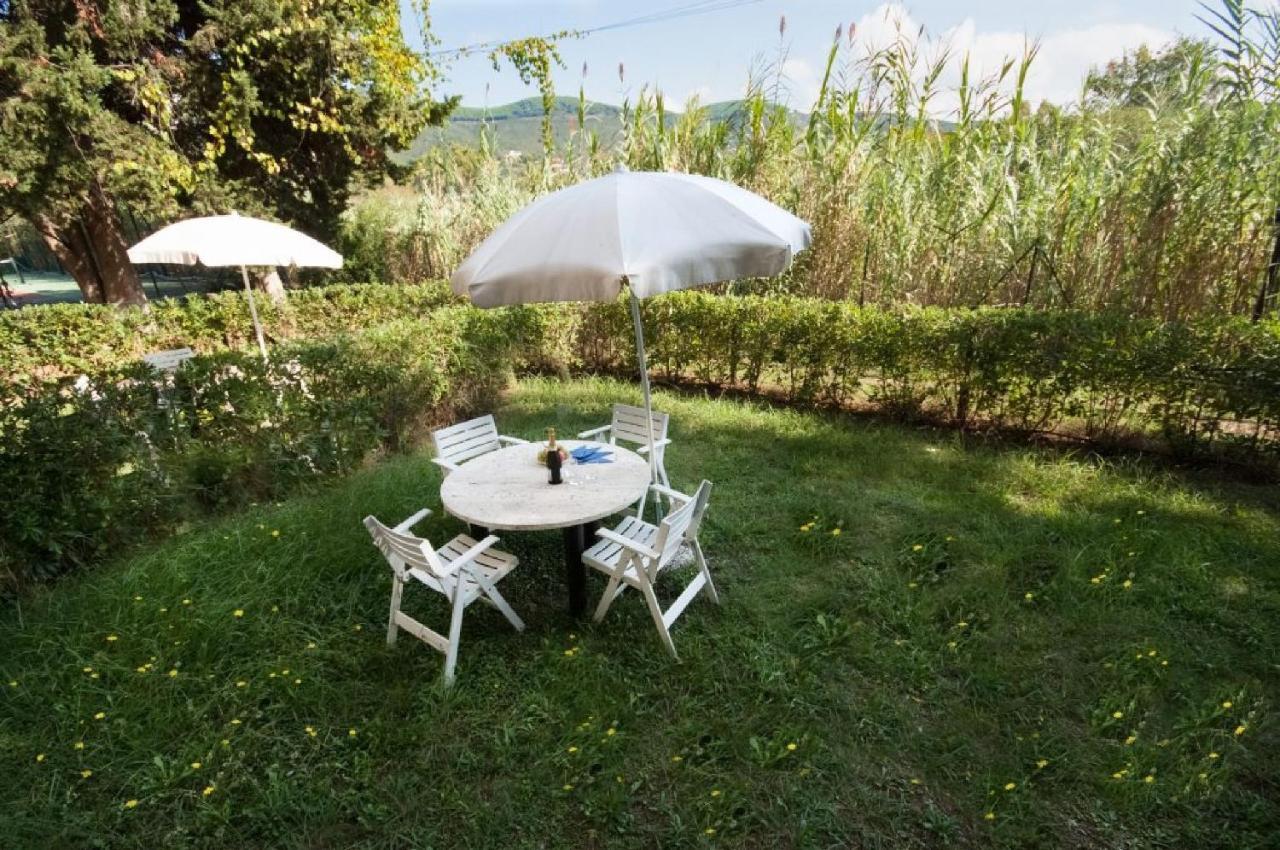 Residence Golfo Della Лакона Екстериор снимка